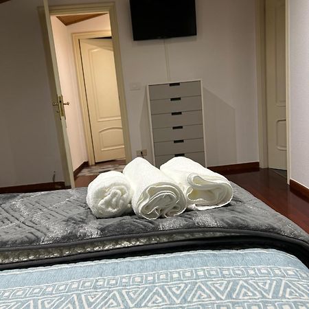 Villa Casa Robleda, Piscina Privada Cubierta Y Jacuzzi à Vigo Extérieur photo