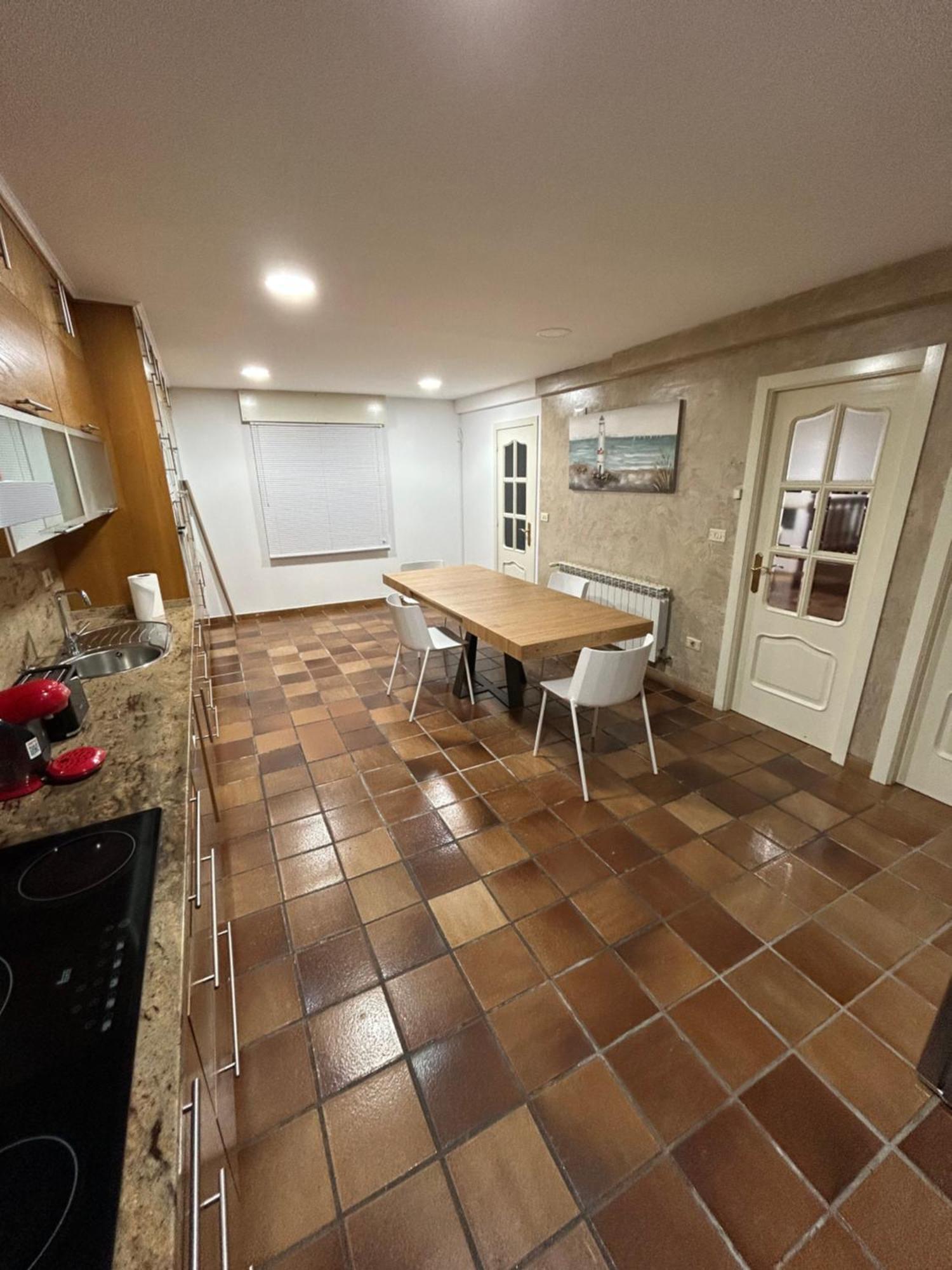 Villa Casa Robleda, Piscina Privada Cubierta Y Jacuzzi à Vigo Extérieur photo