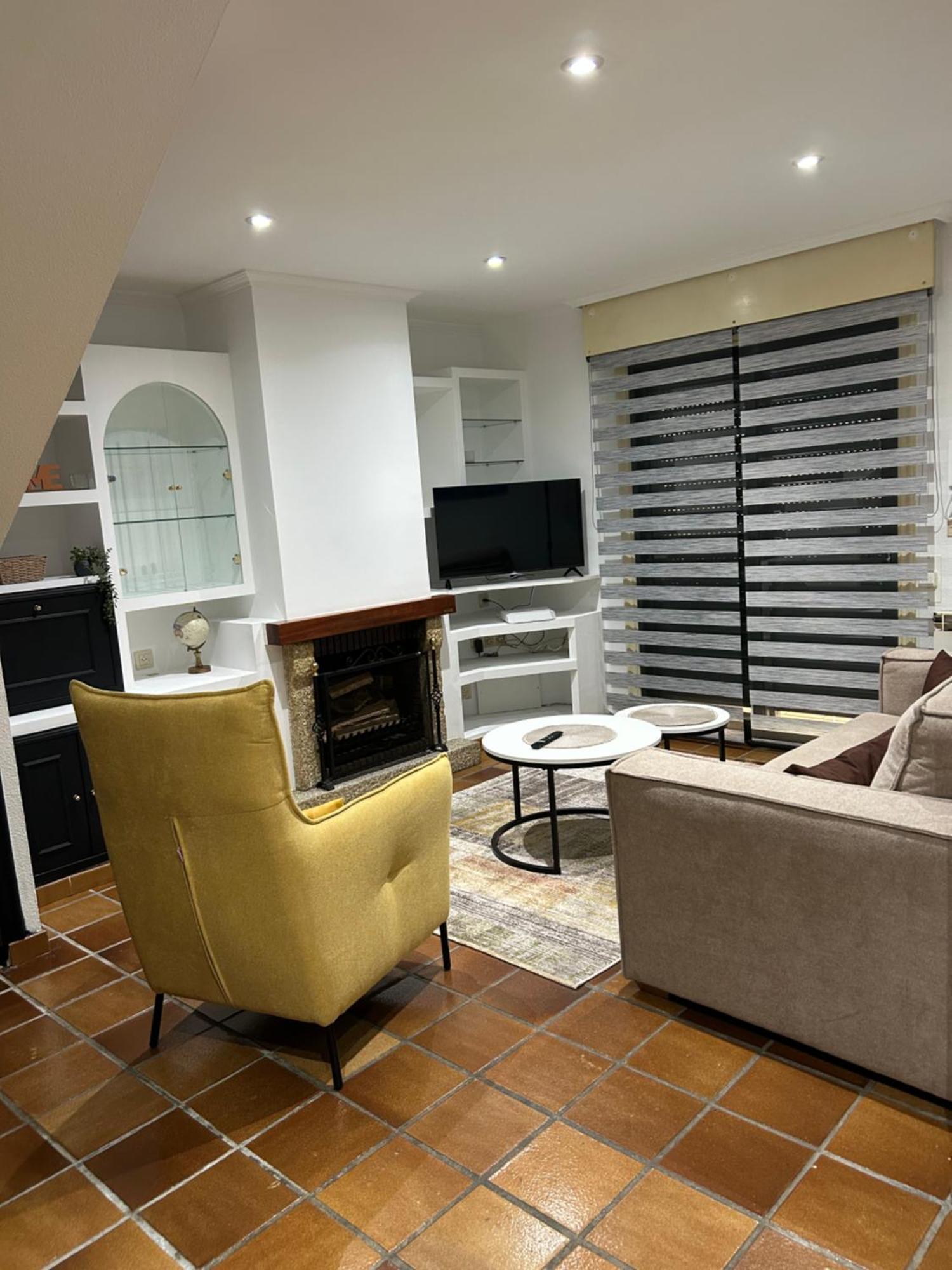 Villa Casa Robleda, Piscina Privada Cubierta Y Jacuzzi à Vigo Extérieur photo
